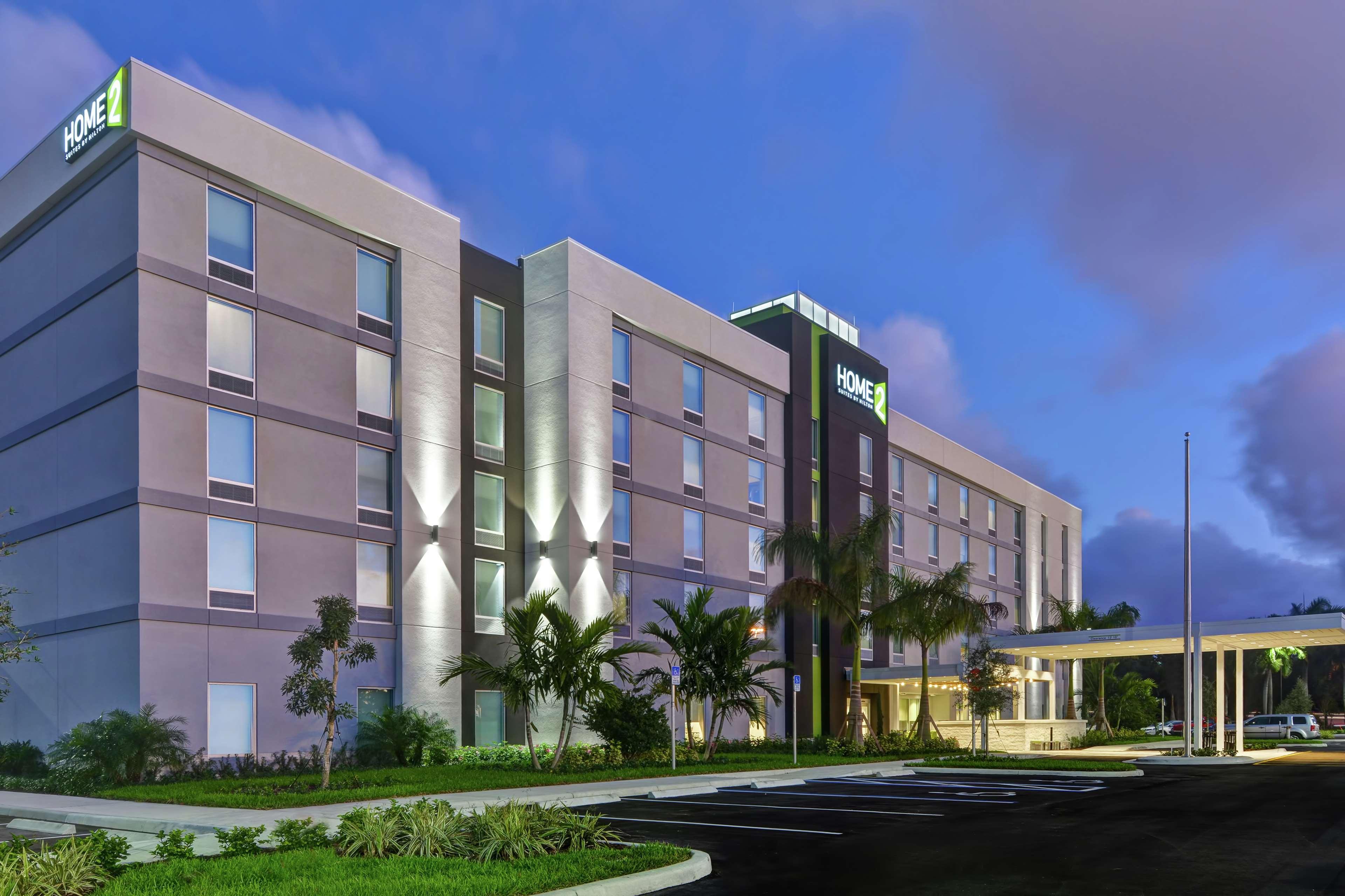 Home2 Suites By Hilton West Palm Beach Airport Cloud Lake Luaran gambar