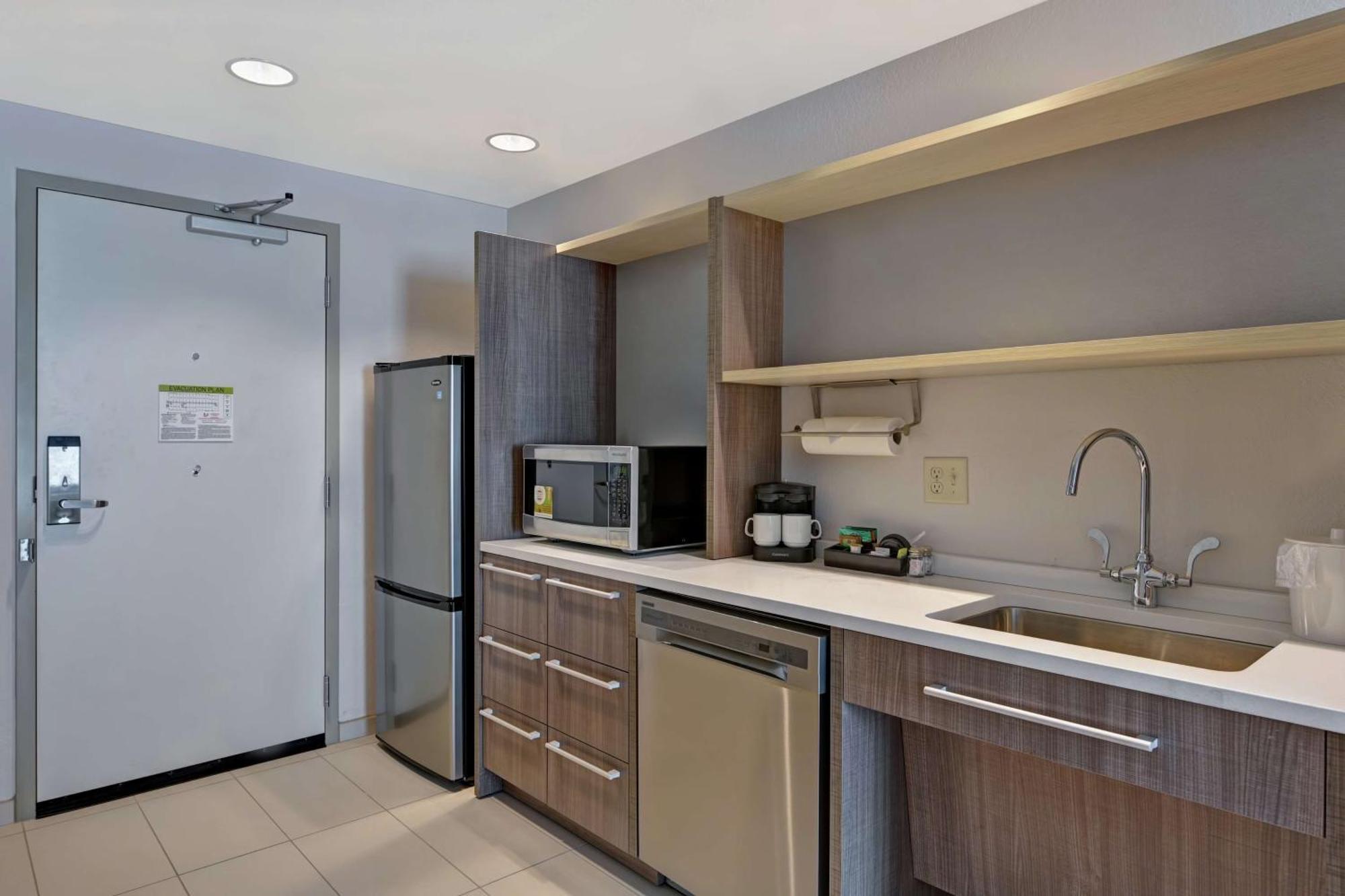 Home2 Suites By Hilton West Palm Beach Airport Cloud Lake Luaran gambar